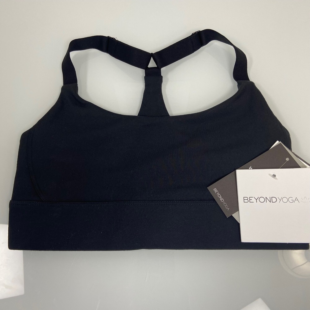 Beyond Yoga Black Sports Bra IT8309 Racerback Adjustable Strap Size Small